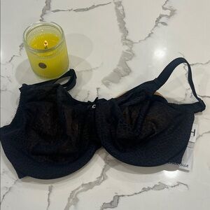 Chantelle Elegant Black Bra underwire soft floral design SZ 34H